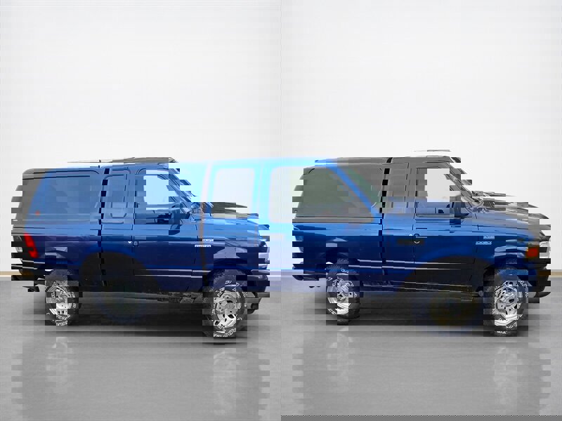 Used 2009 Ford Ranger XLT image 2