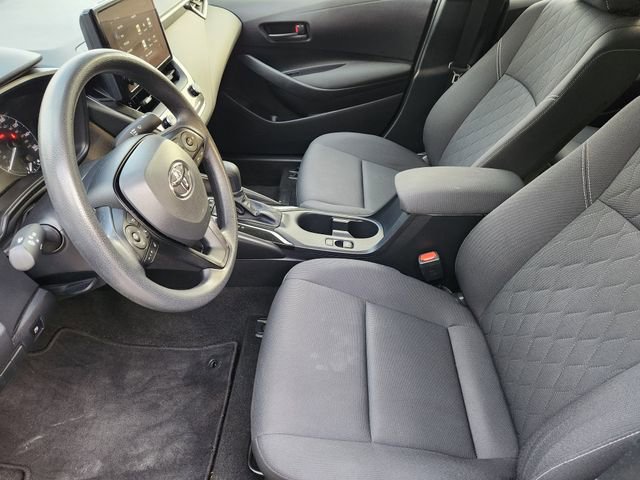 Used 2025 Toyota Corolla LE image 11