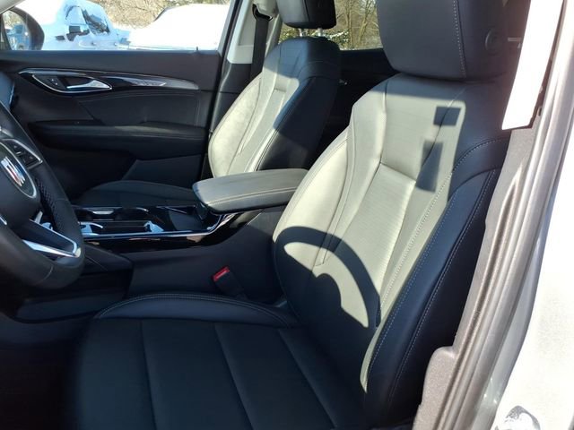 Used 2025 Buick Envision Preferred image 19