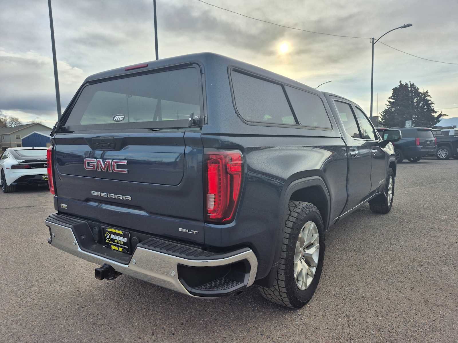 Used 2019 GMC Sierra 1500 SLT w/ SLT Premium Plus Package image 3