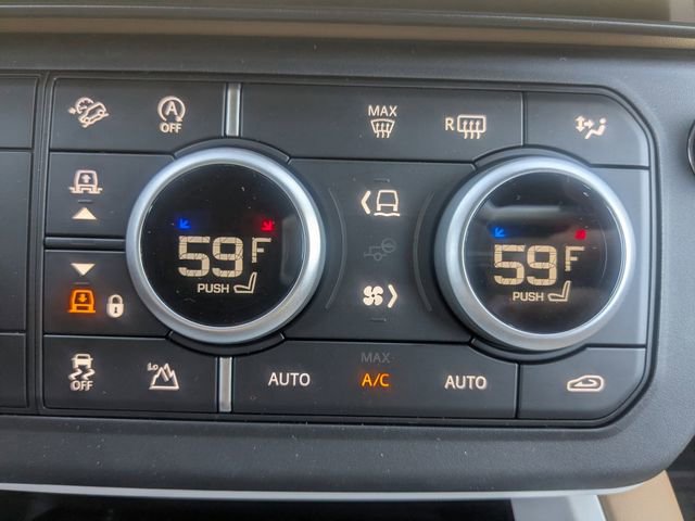 New 2026 Land Rover Defender 130 X-Dynamic SE image 27