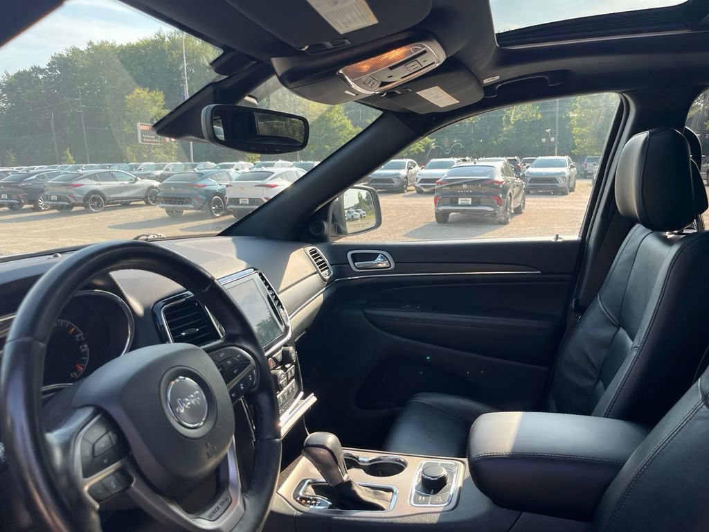 Used 2021 Jeep Grand Cherokee Limited AWD/4WD image 20
