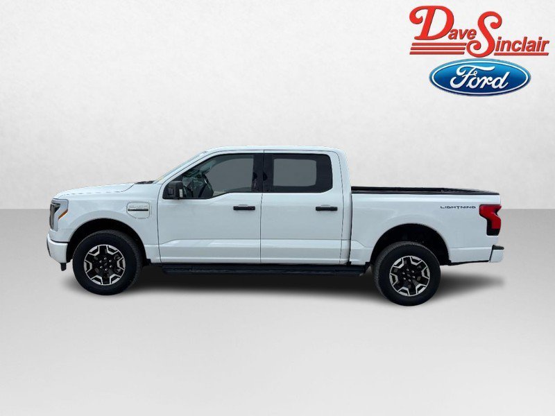 Used 2023 Ford F150 Lightning XLT AWD/4WD image 10