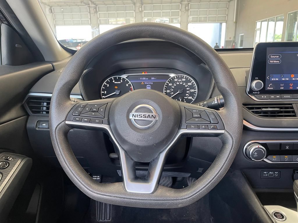 Certified 2022 Nissan Altima 2.5 SV FWD image 13