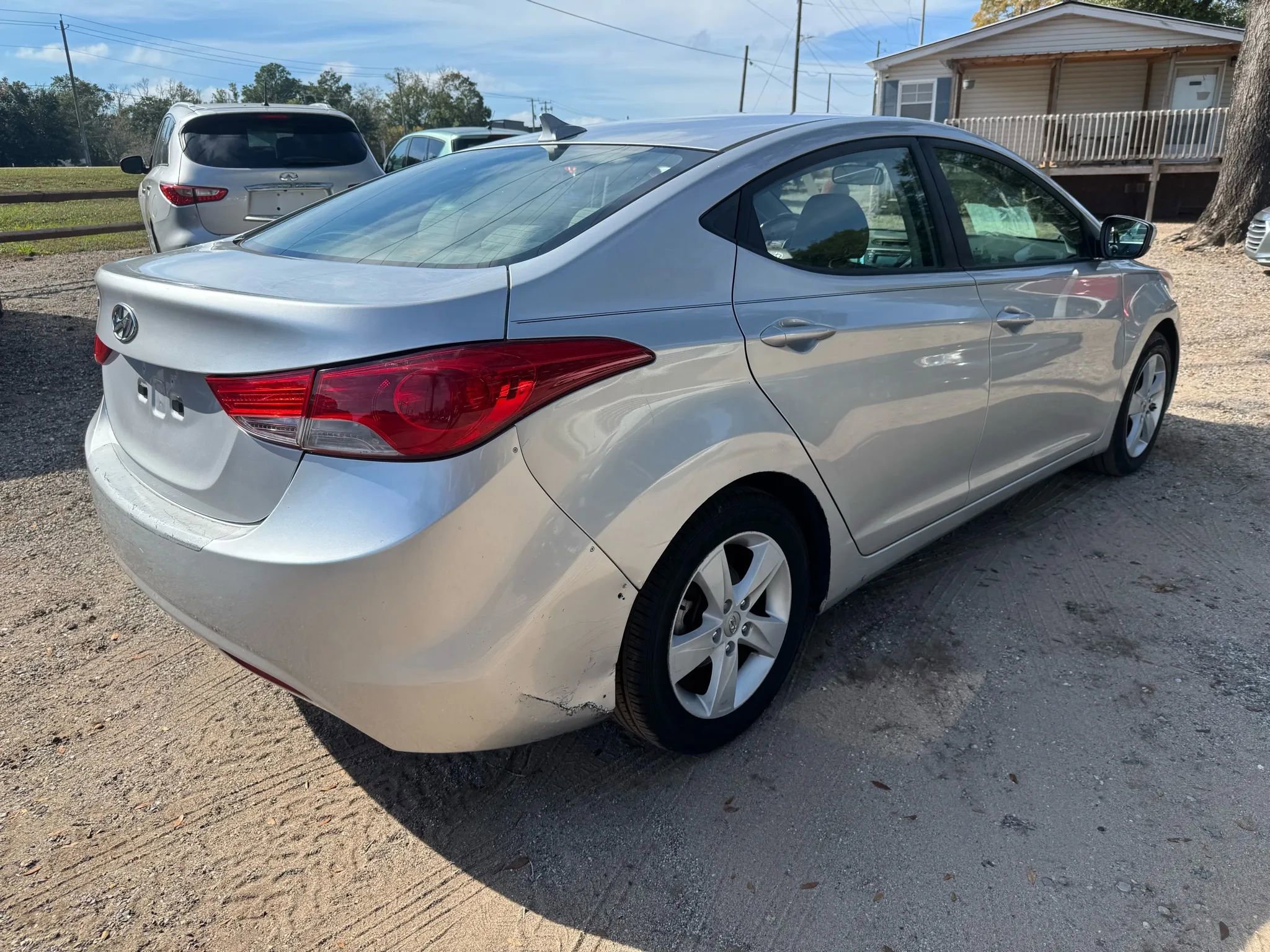 Used 2012 Hyundai Elantra GLS w/ Preferred Pkg 3 image 7