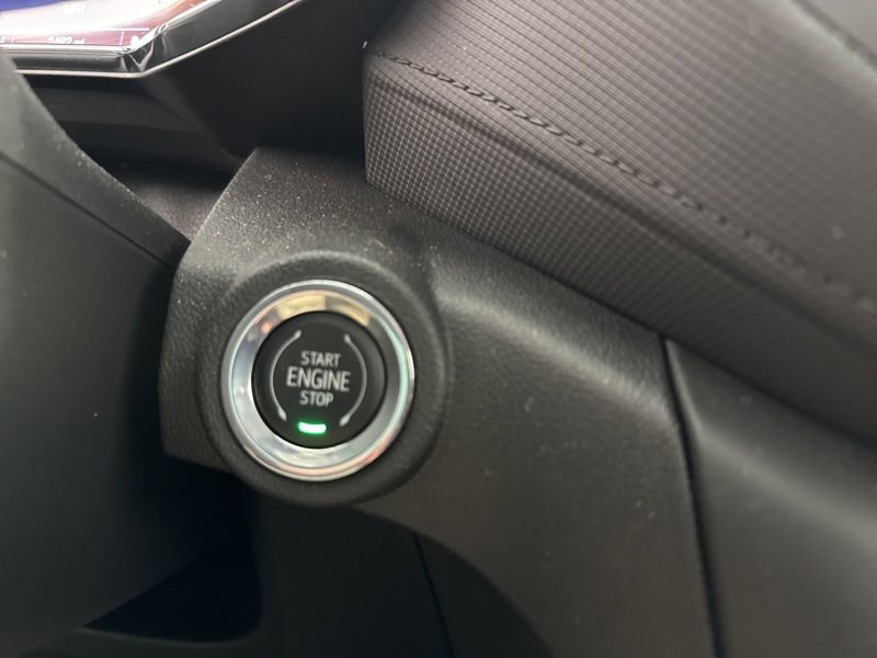Used 2023 Chevrolet TrailBlazer LT FWD image 26