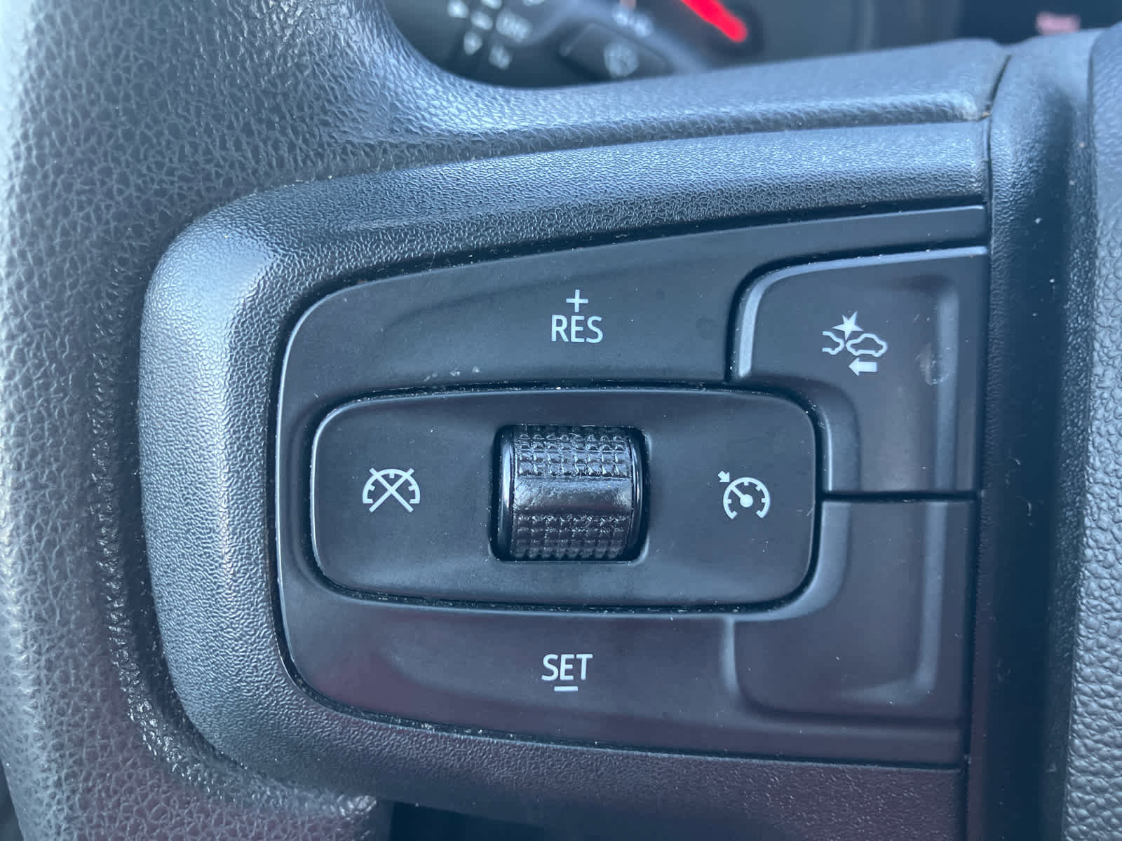 Used 2022 Chevrolet Silverado 1500 W/T w/ WT Value Package AWD/4WD image 18