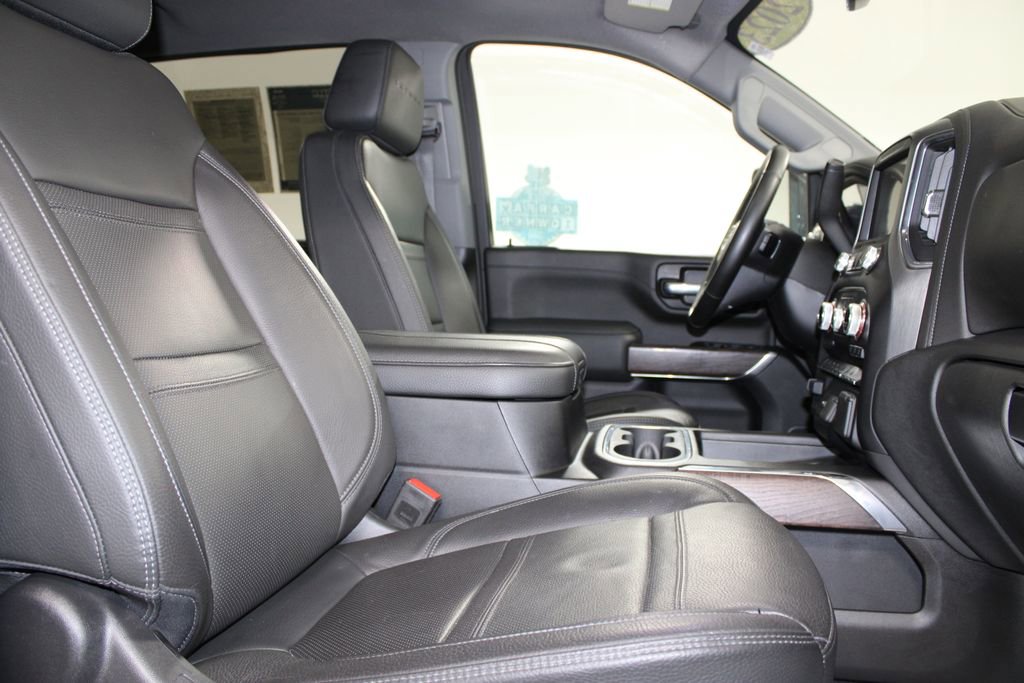 Used 2023 GMC Sierra 3500 Denali w/ Denali Ultimate Package image 33