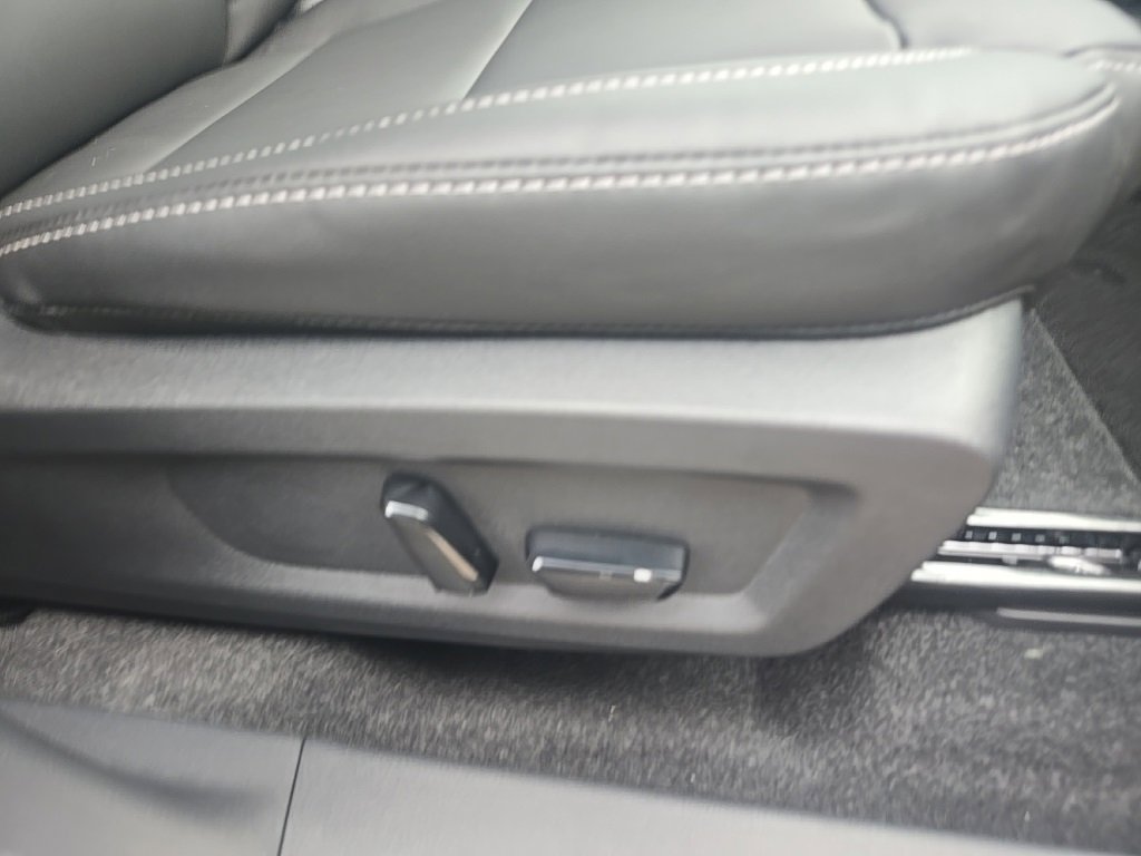 New 2026 Nissan Murano SV image 25