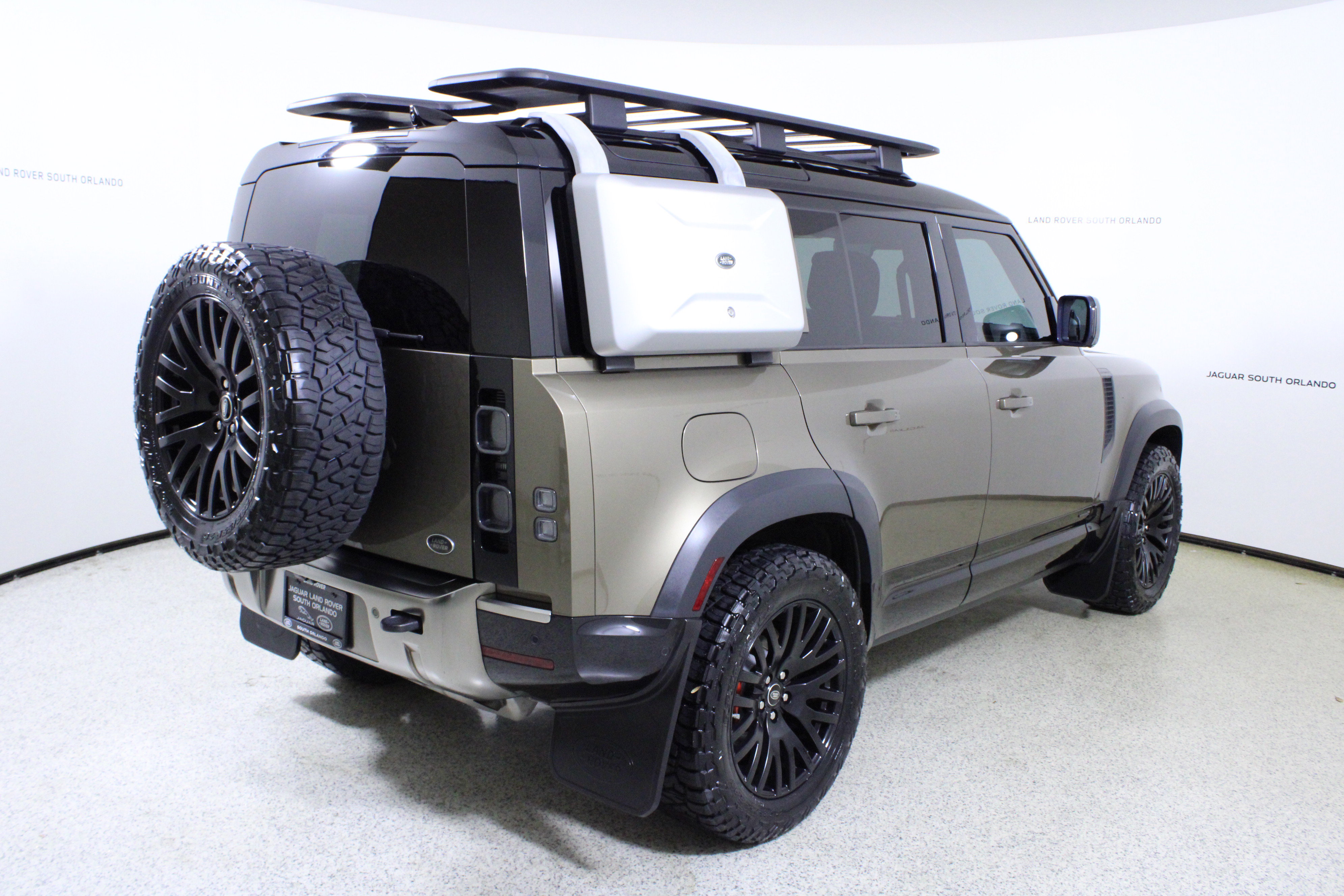 Used 2020 Land Rover Defender 110 X image 7