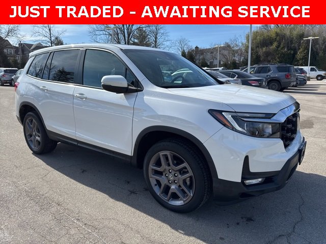 Used 2023 Honda Passport EX-L image 3