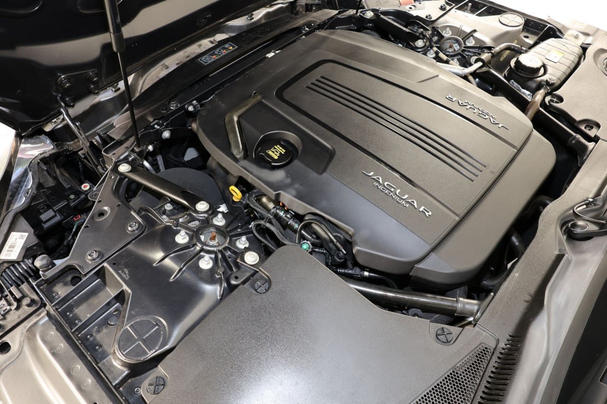 Used 2020 Jaguar F-TYPE Checkered Flag RWD image 36