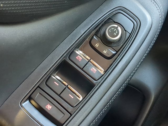 Used 2021 Subaru Forester Limited image 25