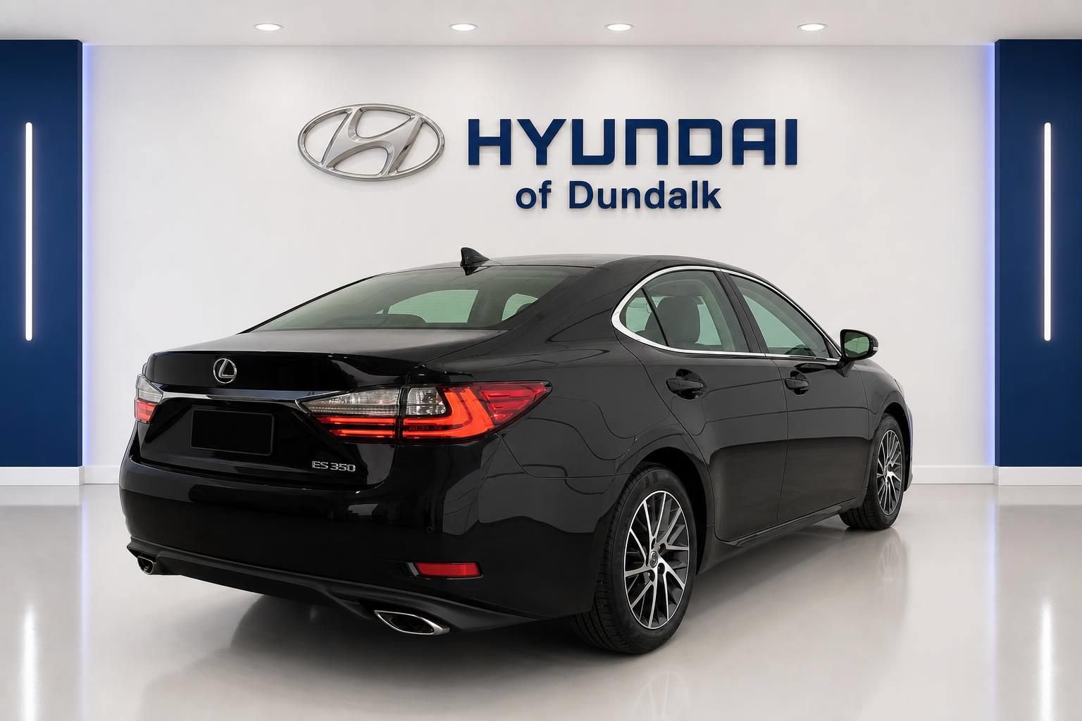 Used 2017 Lexus ES 350 w/ Luxury Package FWD image 4