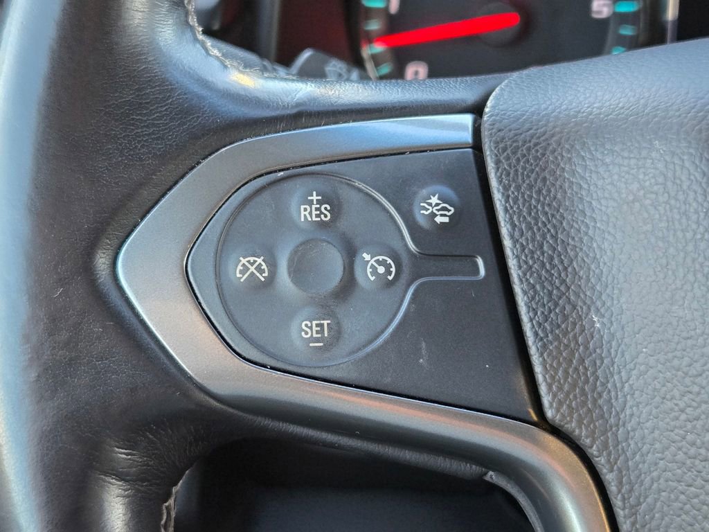 Used 2019 Chevrolet Suburban LT image 26