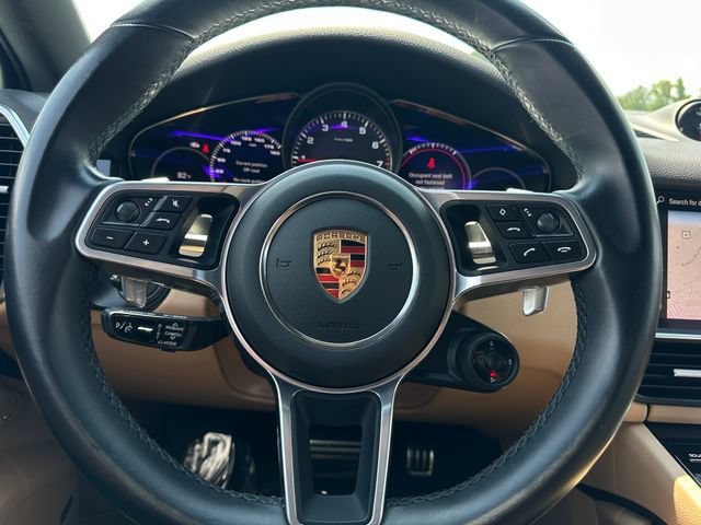 Used 2022 Porsche Cayenne S AWD/4WD image 23