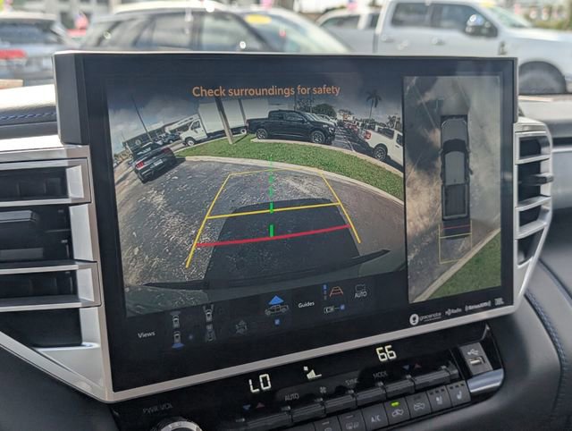 Used 2024 Toyota Tundra Platinum image 22