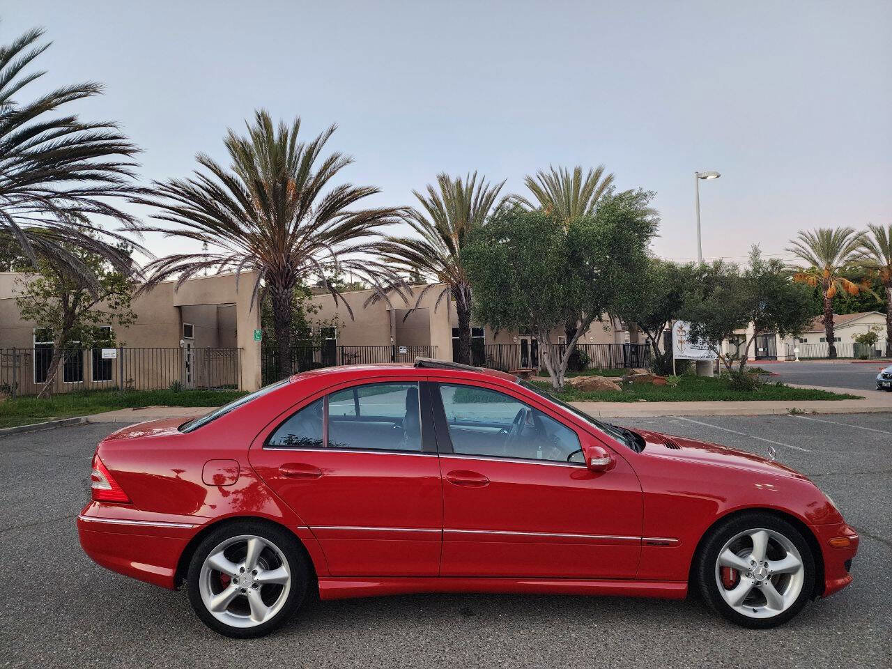 Used 2005 Mercedes-Benz C 230 Sedan image 6