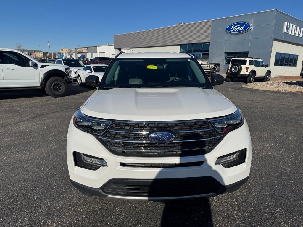 Certified 2023 Ford Explorer XLT w/ Equipment Group 202A image 10