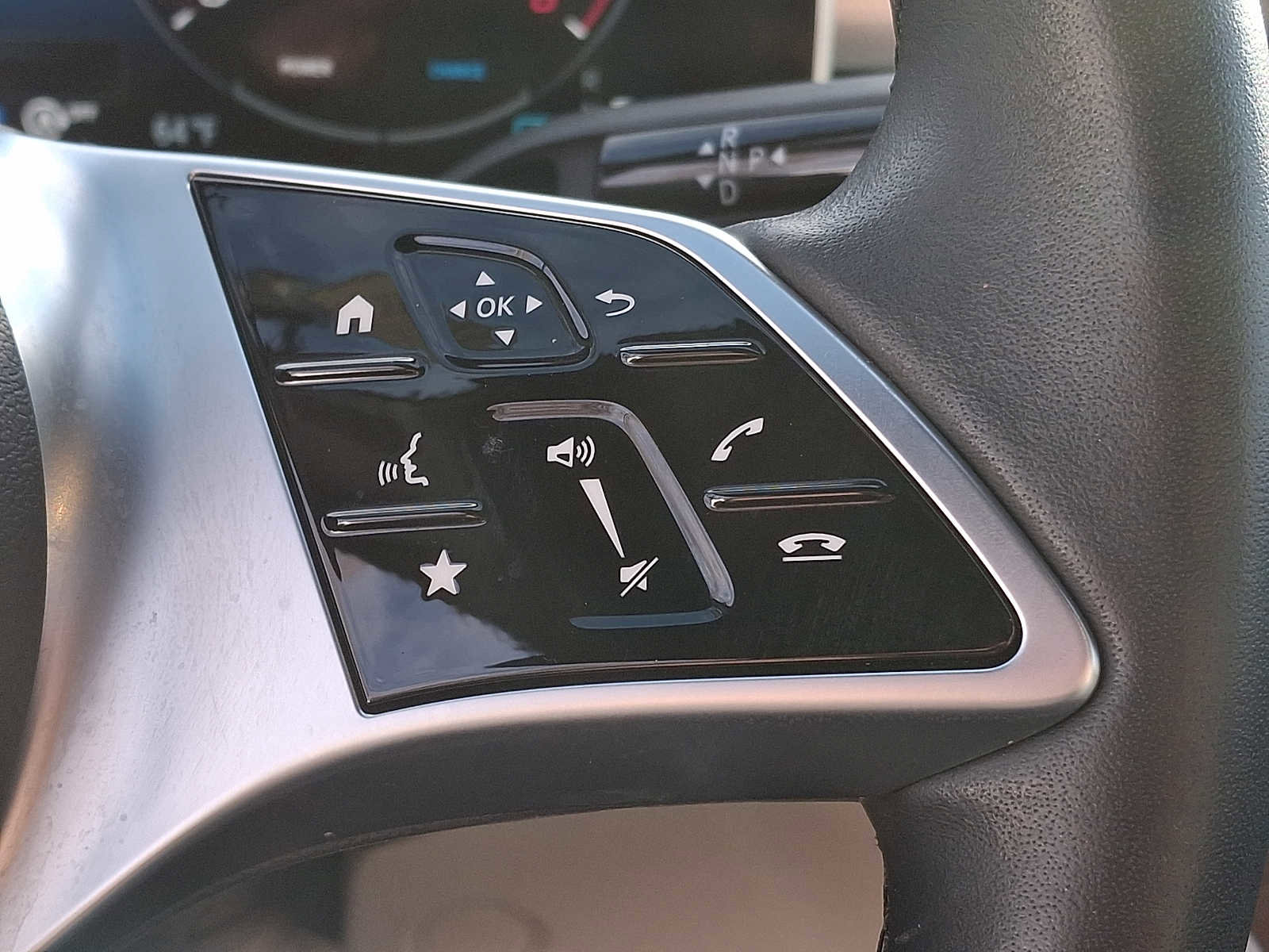 Certified 2024 Mercedes-Benz C 300 4MATIC Sedan image 16