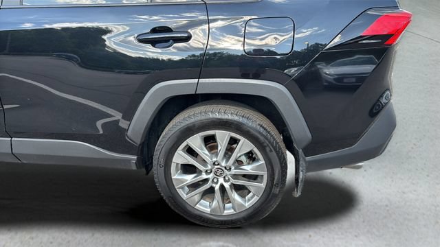 Used 2024 Toyota RAV4 XLE Premium w/ Weather Package FWD image 36