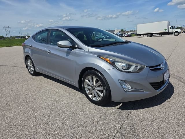 Used 2015 Hyundai Elantra SE w/ Option Group 03 FWD image 15
