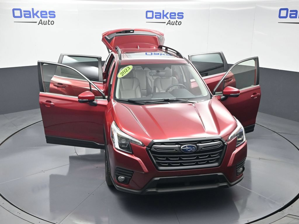 Used 2023 Subaru Forester Limited AWD/4WD image 60