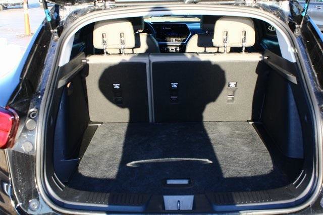 Used 2025 Chevrolet Trax ACTIV w/ Driver Confidence Package image 9