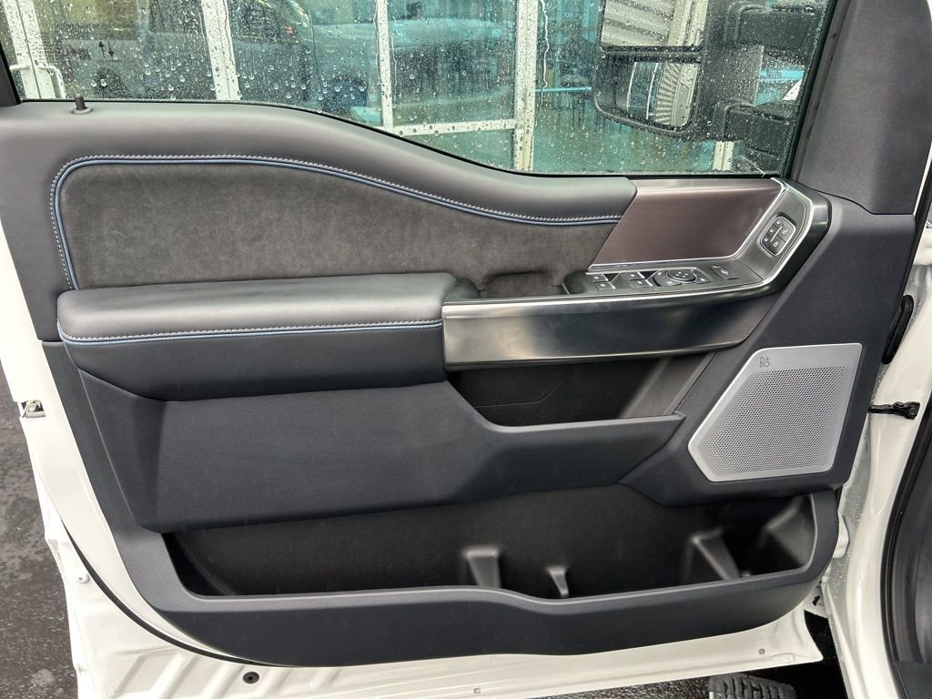 New 2026 Ford F250 Platinum image 11