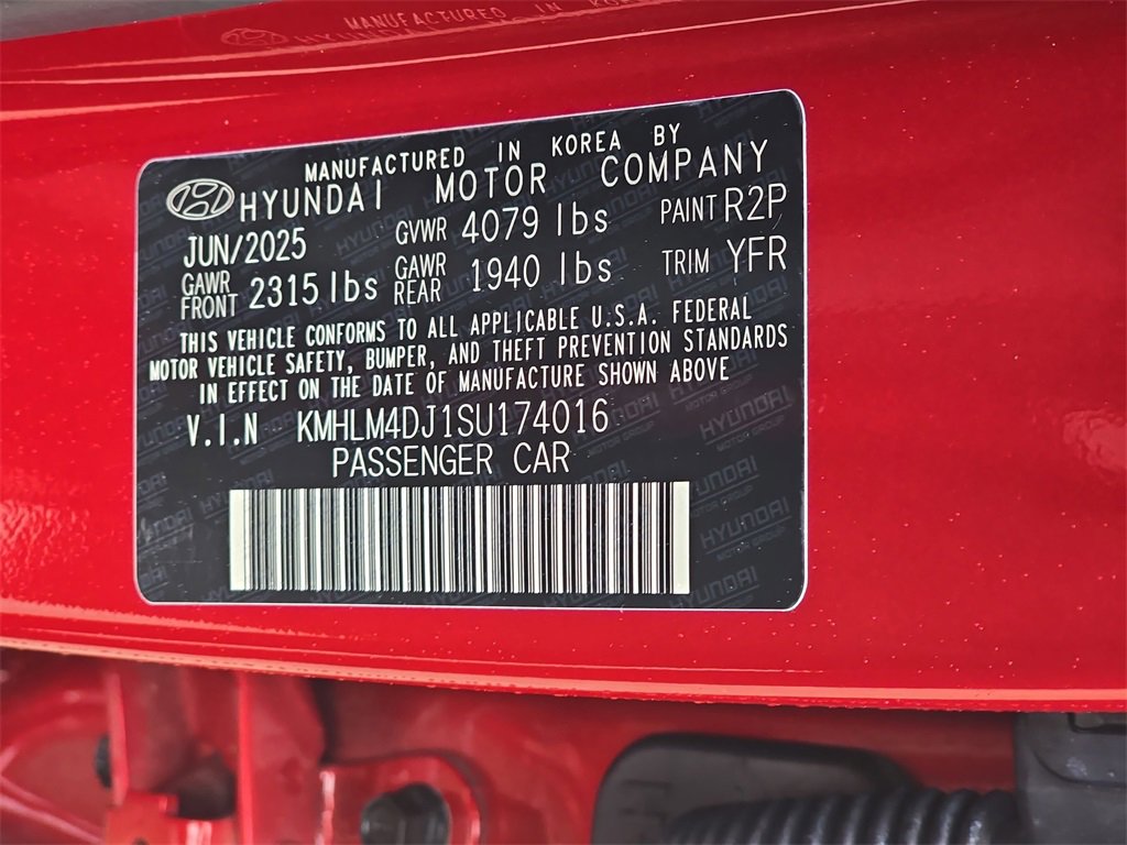 Used 2025 Hyundai Elantra SEL image 33