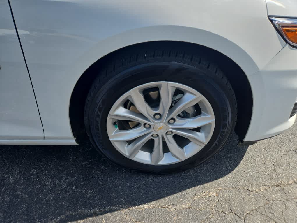 New 2025 Chevrolet Malibu LT FWD image 9
