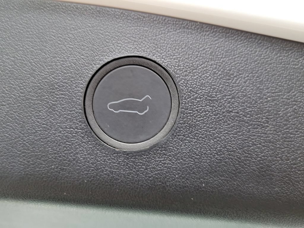 Used 2023 Tesla Model 3 Performance AWD/4WD image 12