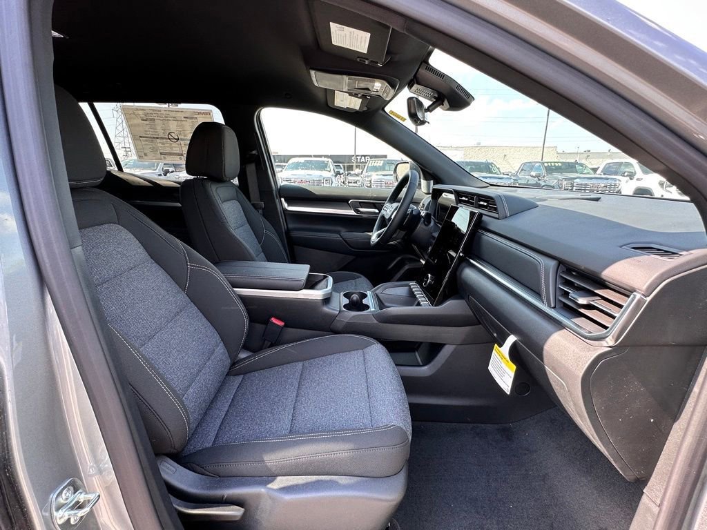 New 2026 GMC Terrain Elevation w/ Technology Package II AWD/4WD image 11