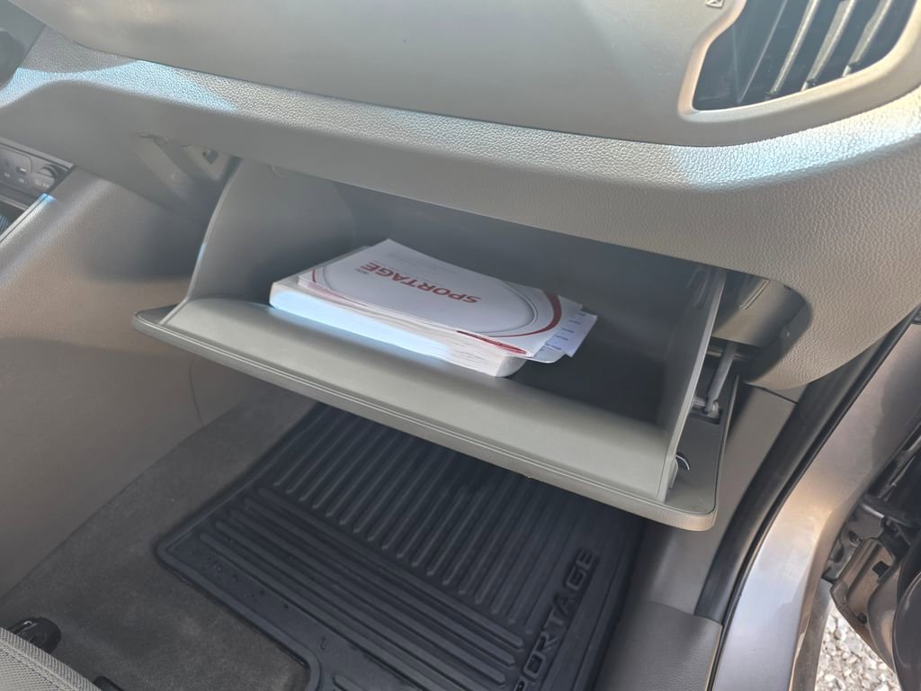 Used 2015 Kia Sportage LX image 27