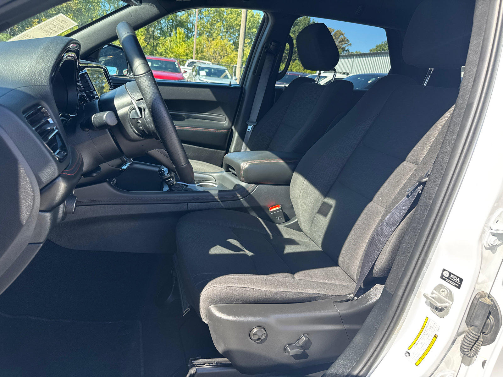 Used 2025 Dodge Durango GT AWD/4WD image 10