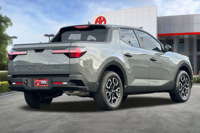 Used 2024 Hyundai Santa Cruz SEL image 4