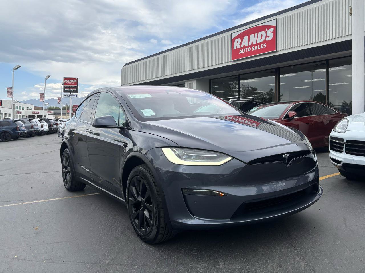 Used 2022 Tesla Model X AWD/4WD image 2