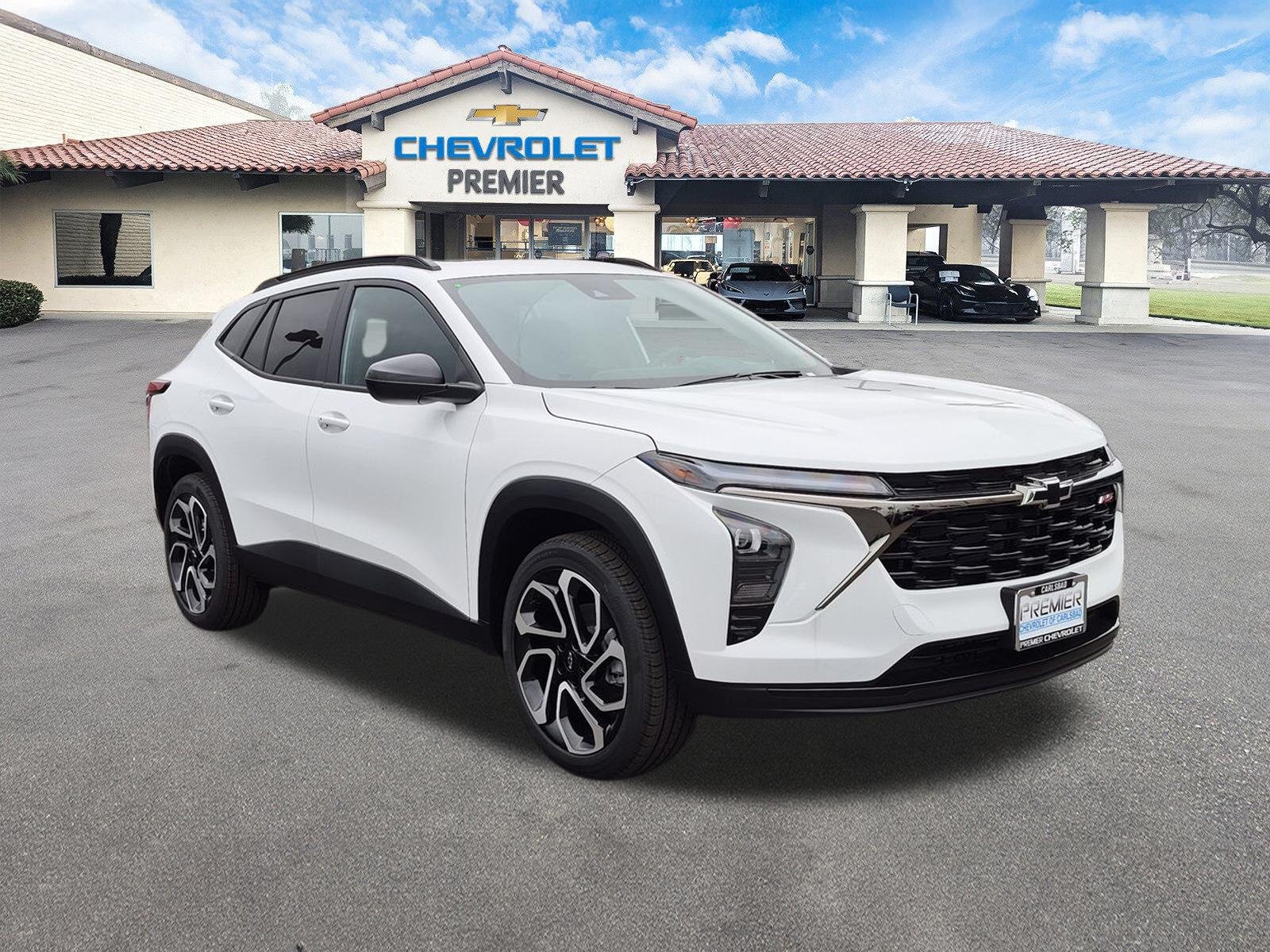 New 2026 Chevrolet Trax RS w/ Sunroof Package FWD image 2