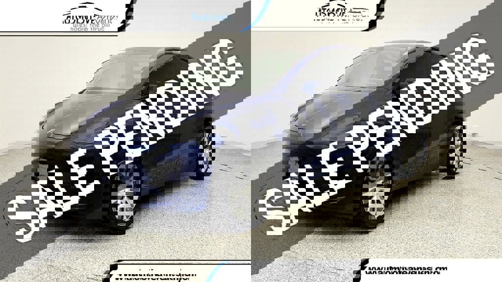 Used 2023 Tesla Model Y Long Range image 1