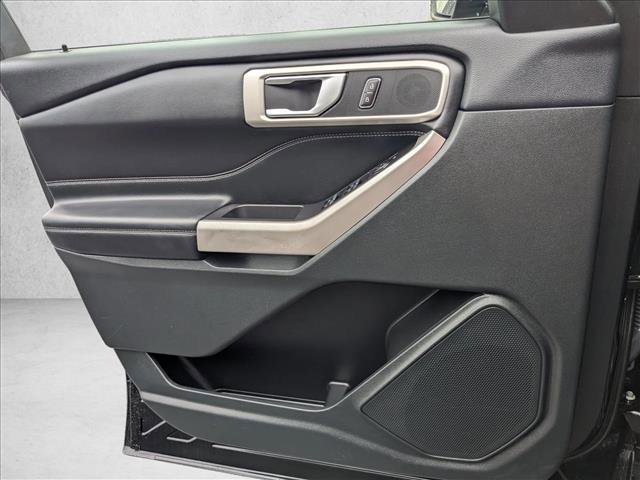 Used 2023 Ford Explorer XLT w/ Equipment Group 202A image 12