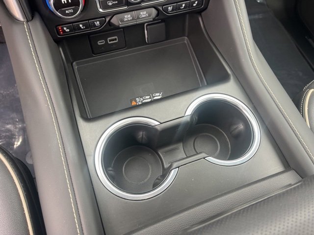 Used 2024 Chevrolet Tahoe Premier w/ Advanced Technology Package image 30