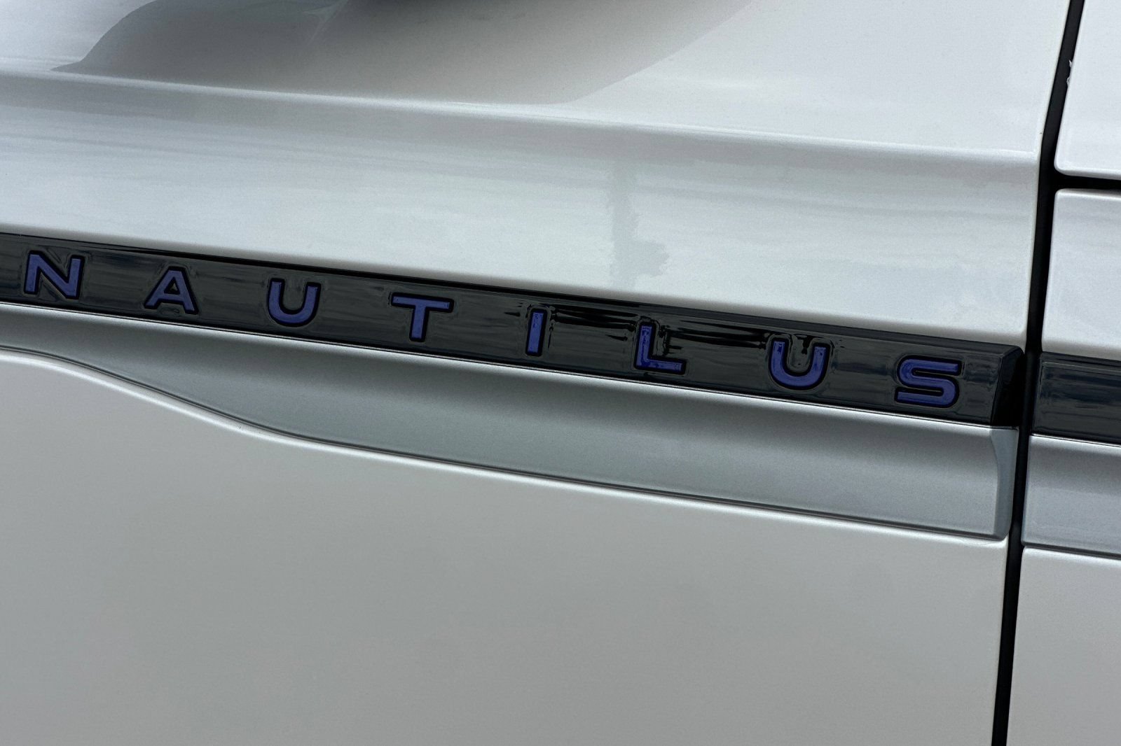 New 2026 Lincoln Nautilus Premier w/ Equipment Group 102A AWD/4WD image 26