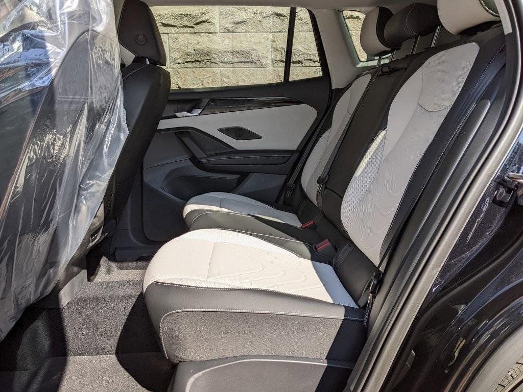 New 2026 Volkswagen Tiguan SE AWD/4WD image 22