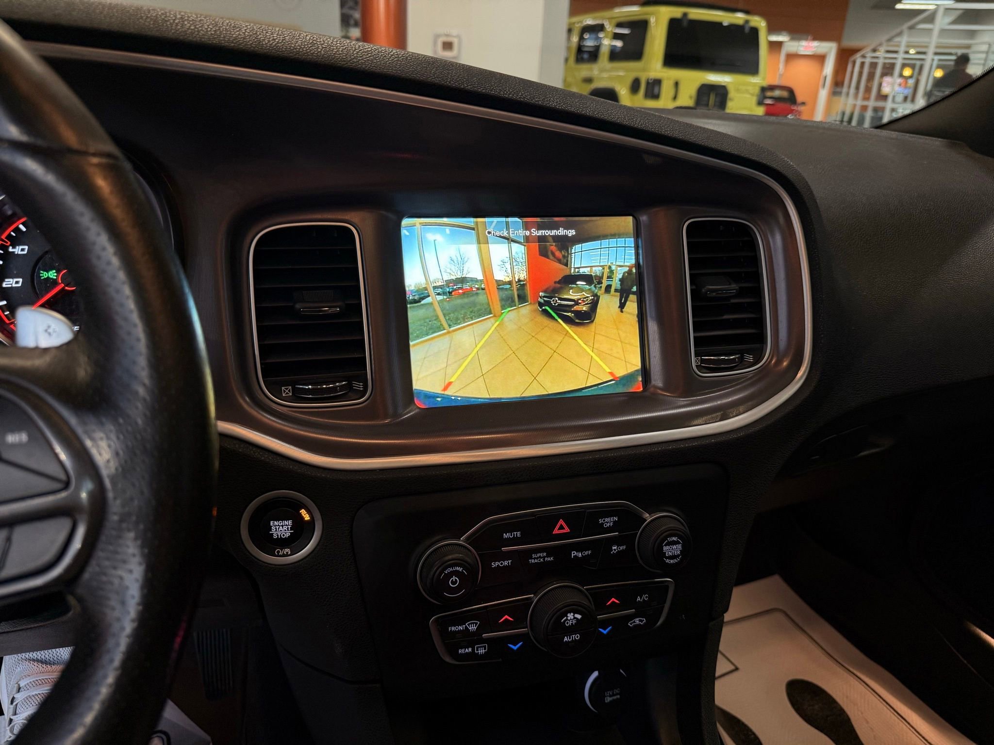 Used 2022 Dodge Charger SXT w/ Navigation & Travel Group image 45