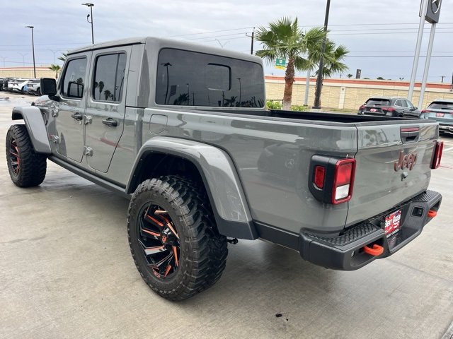 Used 2023 Jeep Gladiator Mojave w/ Cold Weather Group image 4