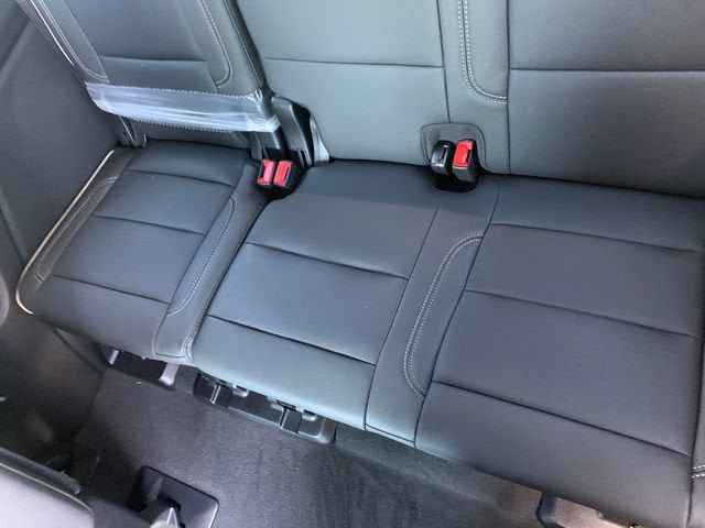 New 2026 GMC Yukon Elevation w/ LPO, Elevation Black Package AWD/4WD image 22