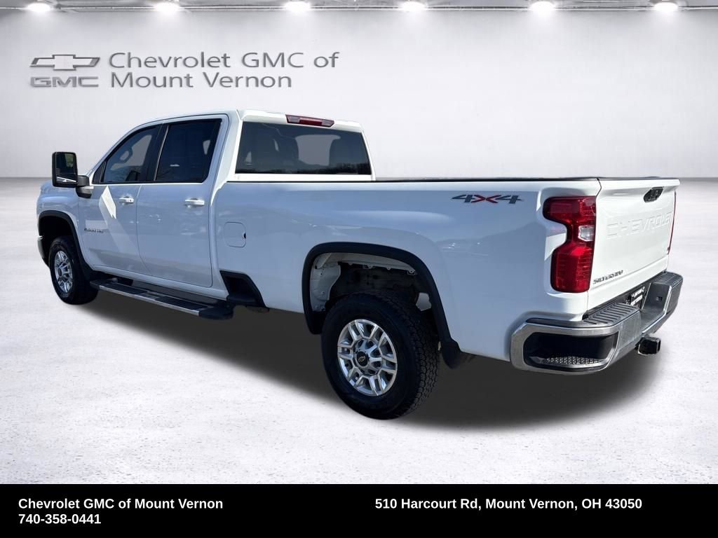 Used 2024 Chevrolet Silverado 2500 LT image 3