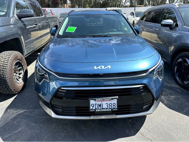 Certified 2023 Kia Niro EX Touring image 2