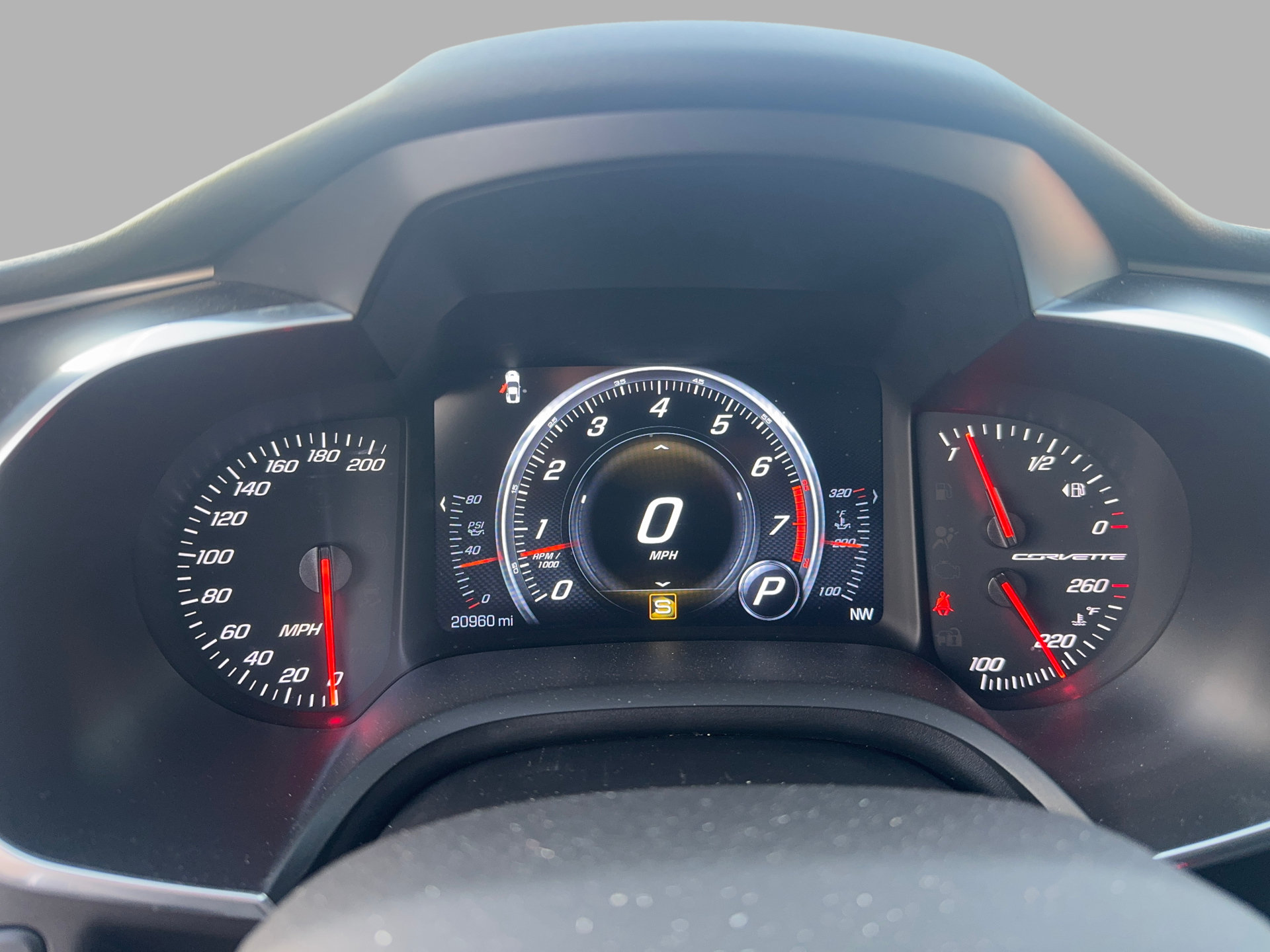Used 2019 Chevrolet Corvette Stingray Coupe w/ 2LT Preferred Equipment Group RWD image 14
