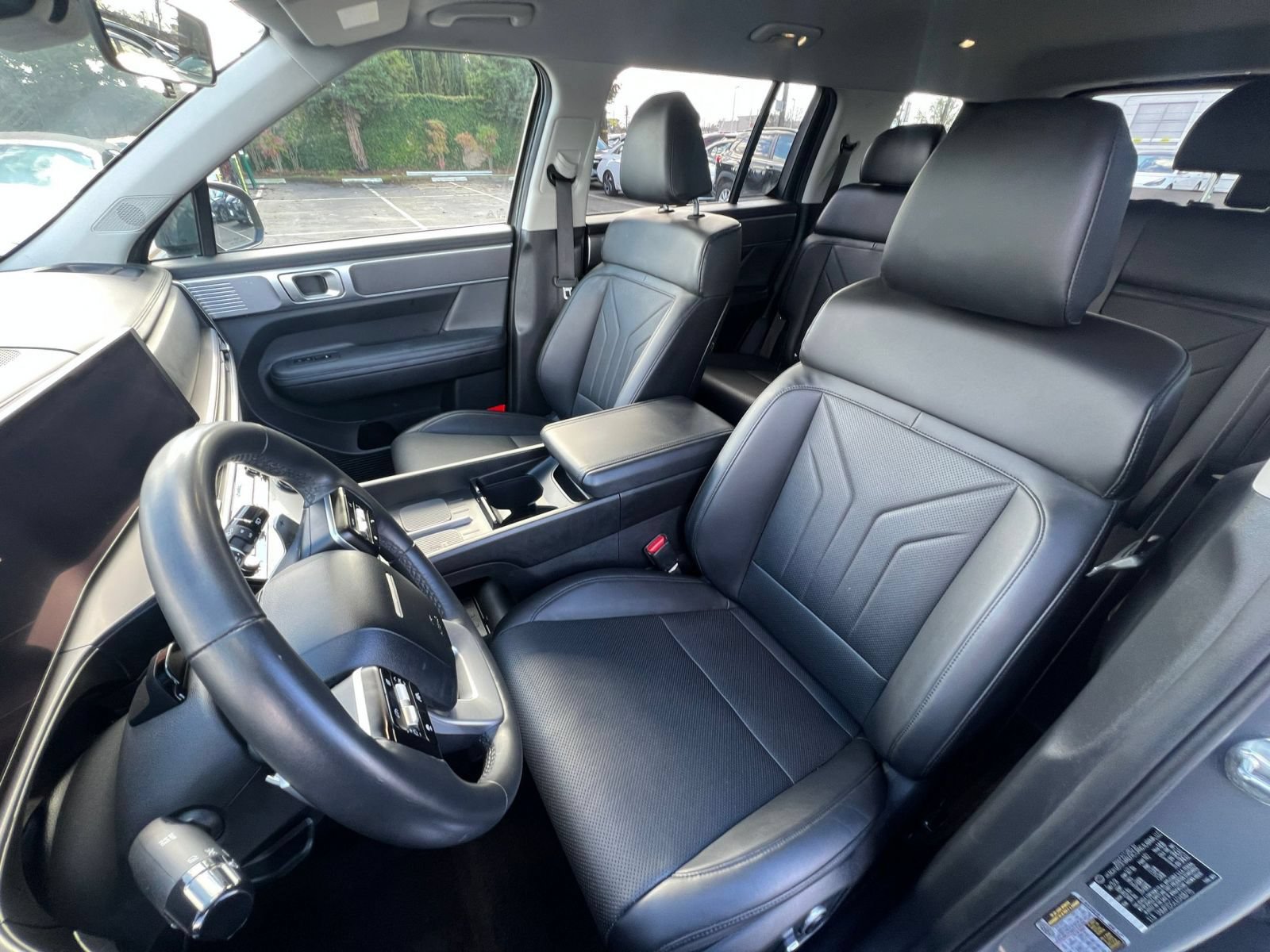 Used 2025 Hyundai Santa Fe SEL AWD/4WD image 39